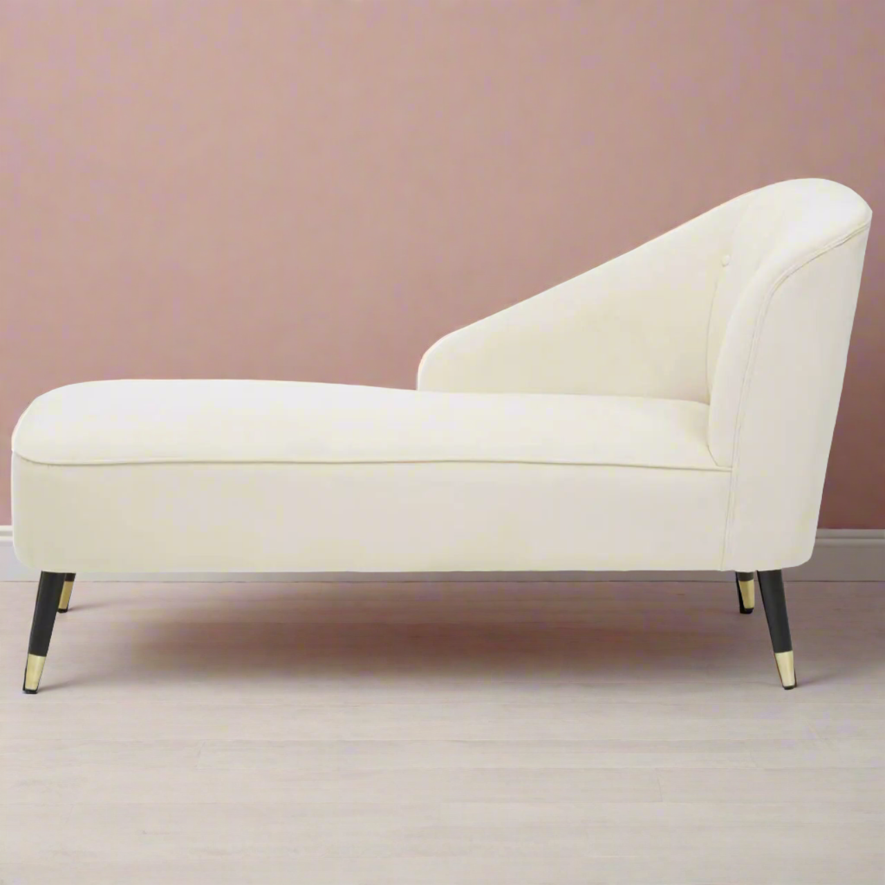 The Lady Dee Chaise Longue