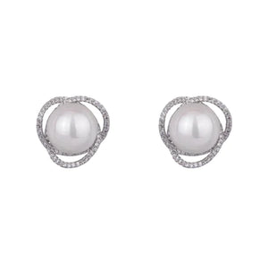 The Kelly Pearl and Crystal Earring