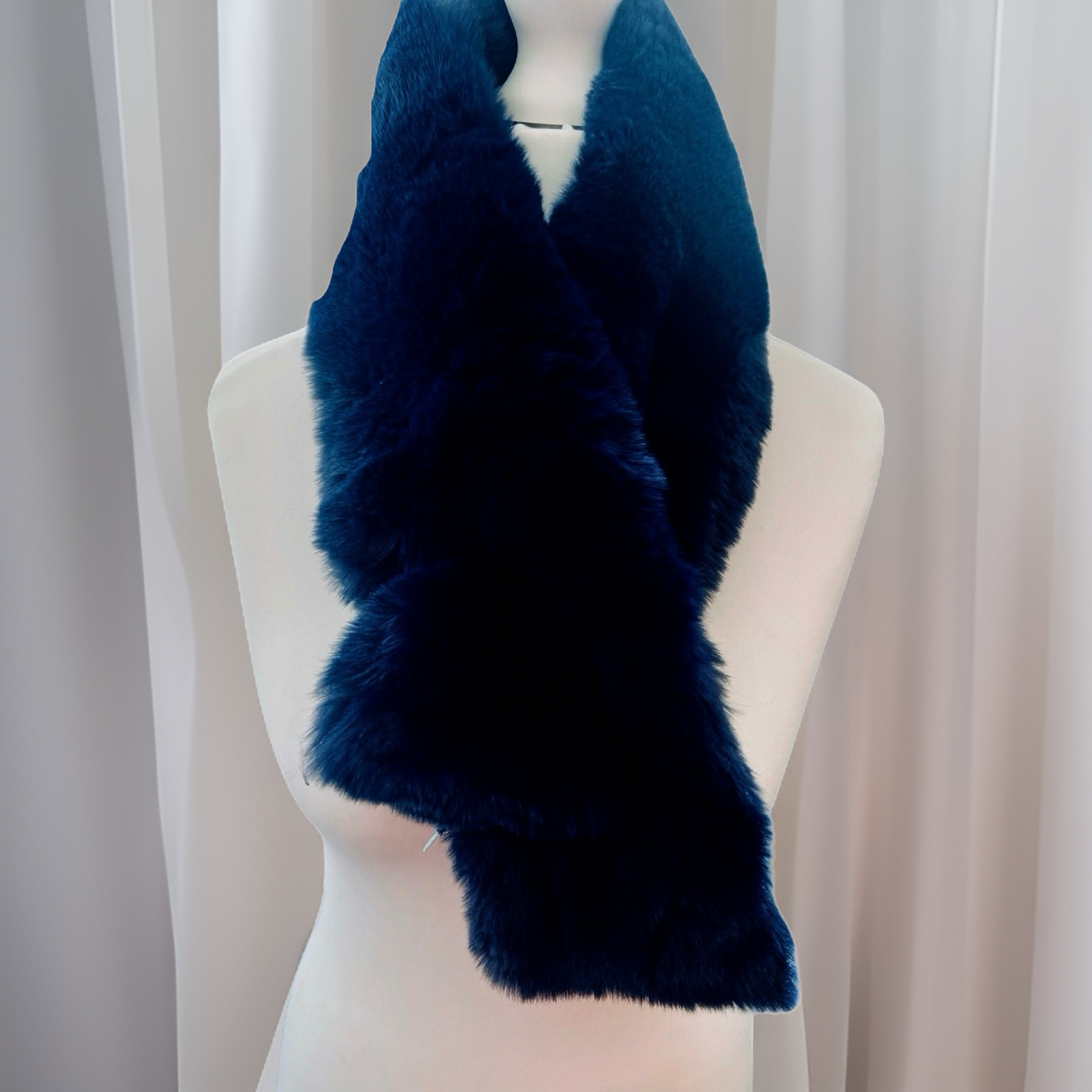 Luxurious soft faux fur Sapphire Scarf