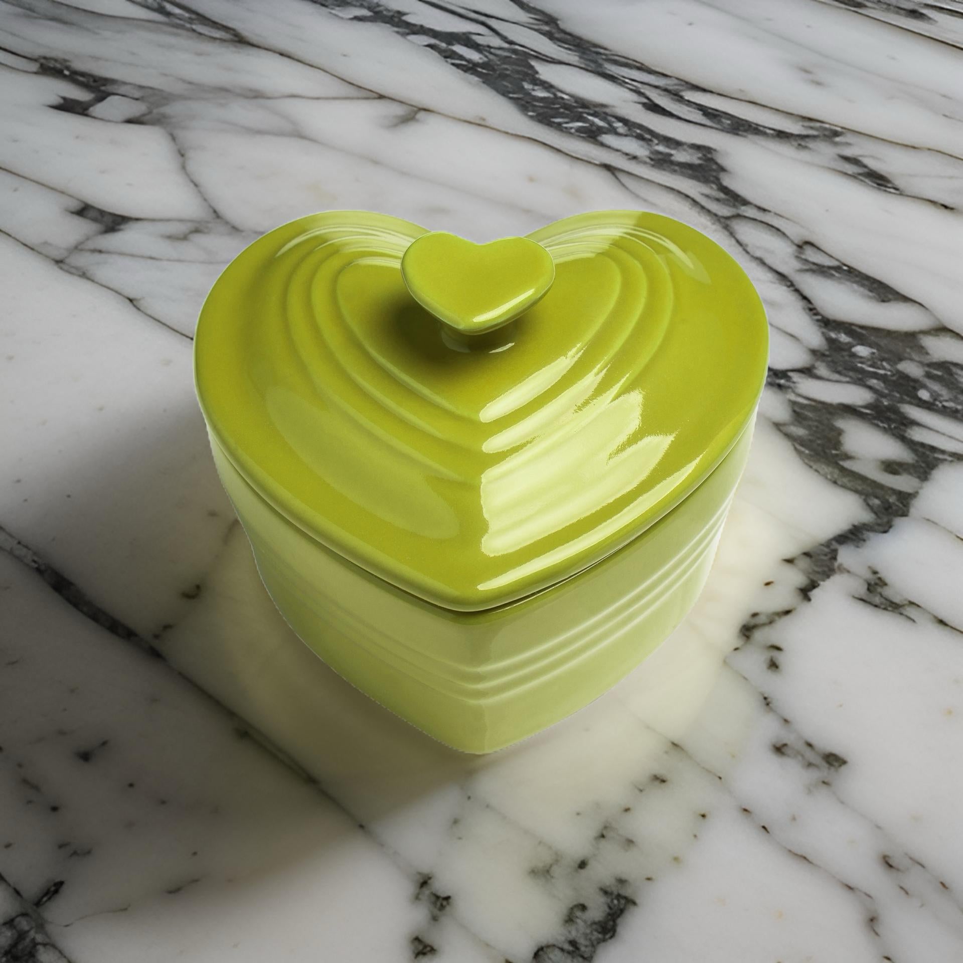 The Heart Cocotte Dish - Elegant Cookware for the Home